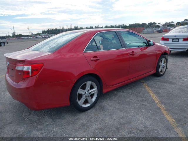 Photo 3 VIN: 4T1BF1FK0EU734669 - TOYOTA CAMRY 