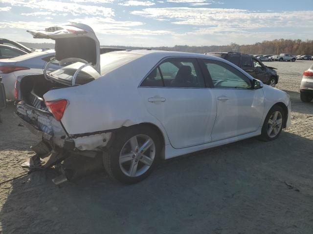 Photo 2 VIN: 4T1BF1FK0EU754887 - TOYOTA CAMRY 