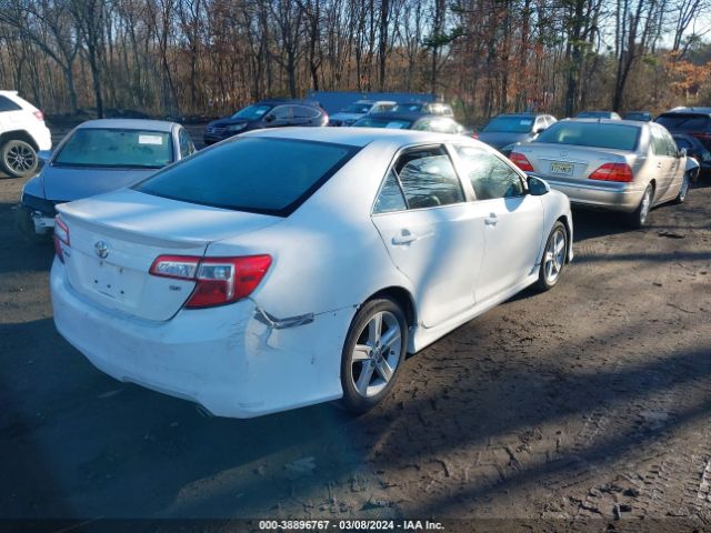 Photo 3 VIN: 4T1BF1FK0EU800072 - TOYOTA CAMRY 