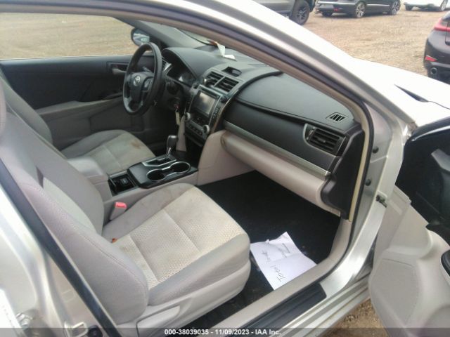 Photo 4 VIN: 4T1BF1FK0EU815381 - TOYOTA CAMRY 