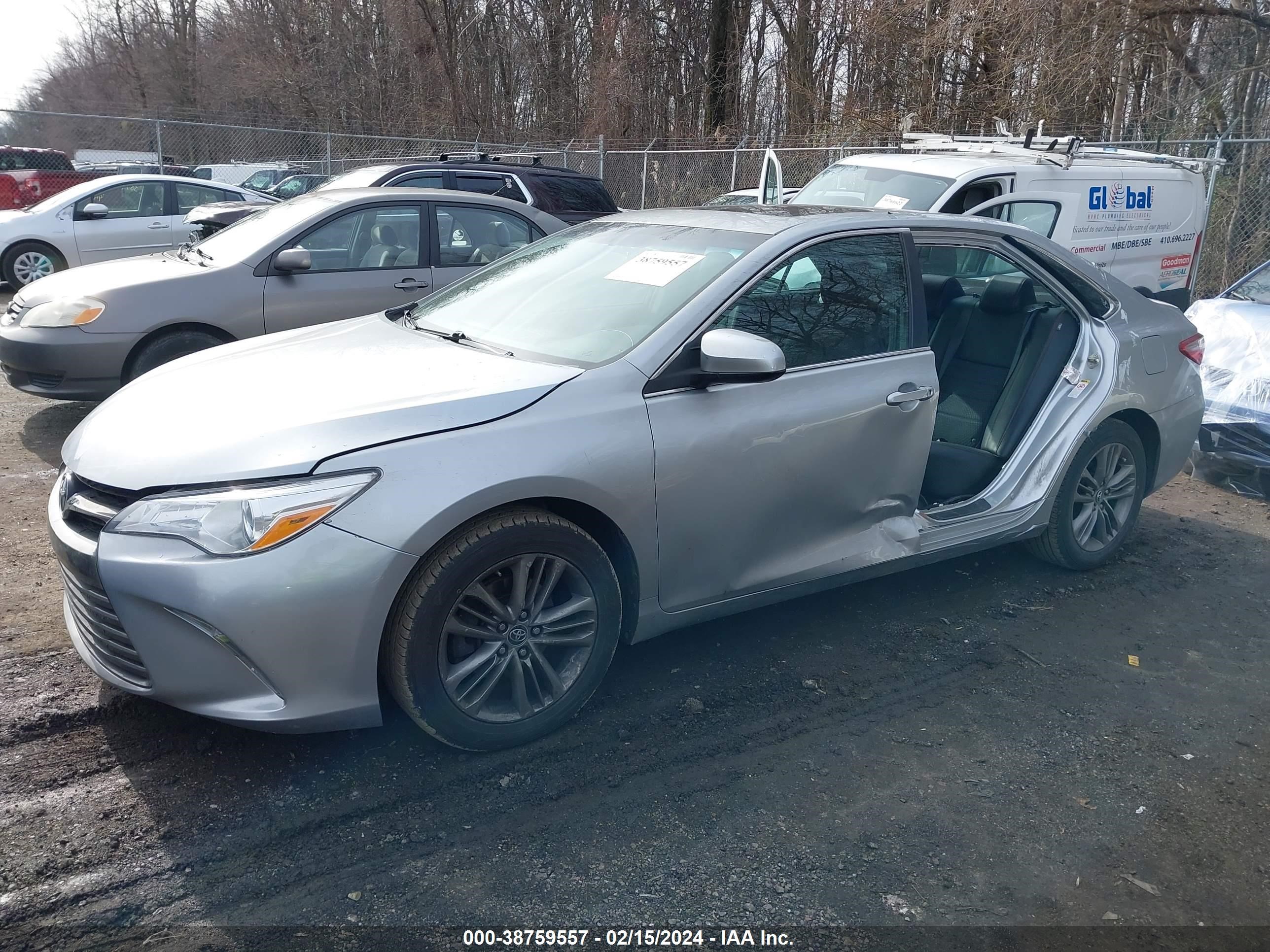 Photo 1 VIN: 4T1BF1FK0FU493200 - TOYOTA CAMRY 