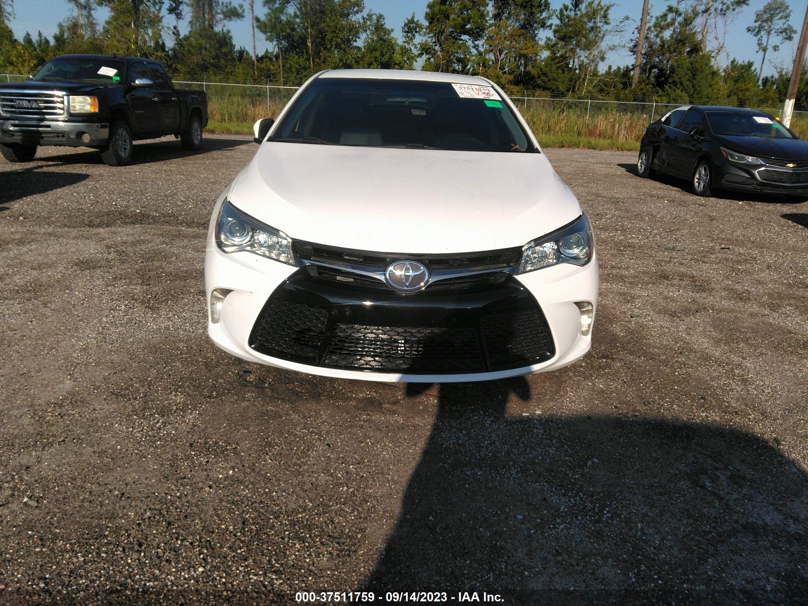 Photo 11 VIN: 4T1BF1FK0FU907804 - TOYOTA CAMRY 