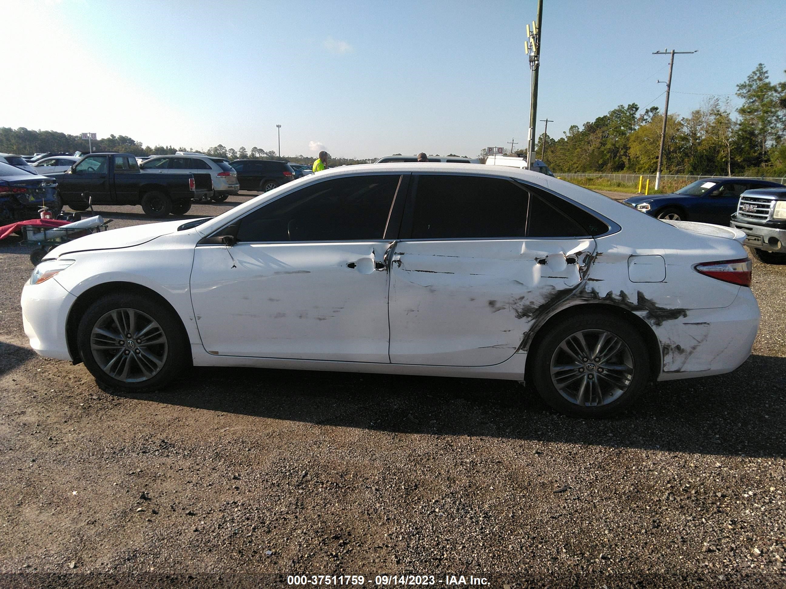 Photo 13 VIN: 4T1BF1FK0FU907804 - TOYOTA CAMRY 