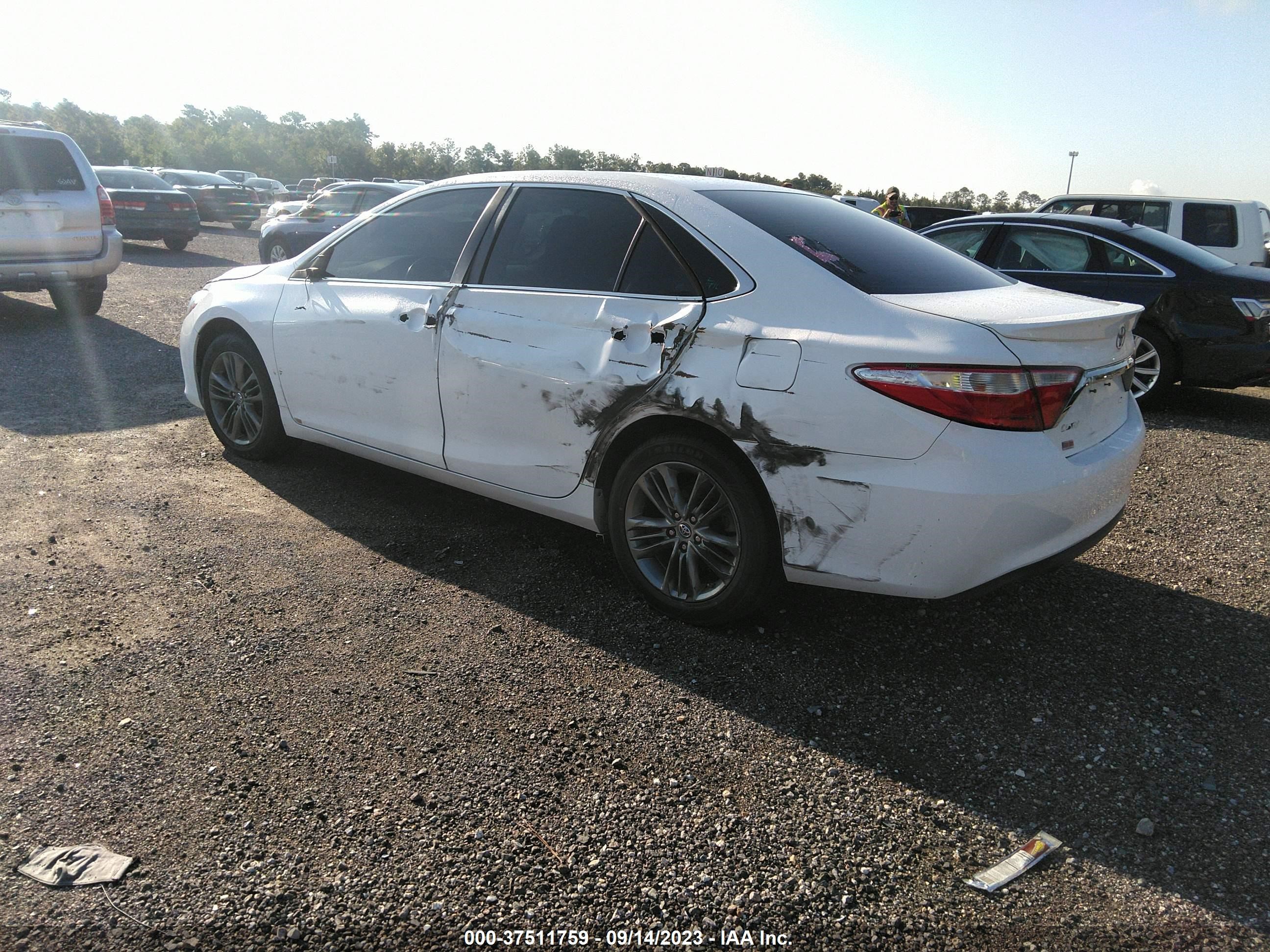 Photo 2 VIN: 4T1BF1FK0FU907804 - TOYOTA CAMRY 