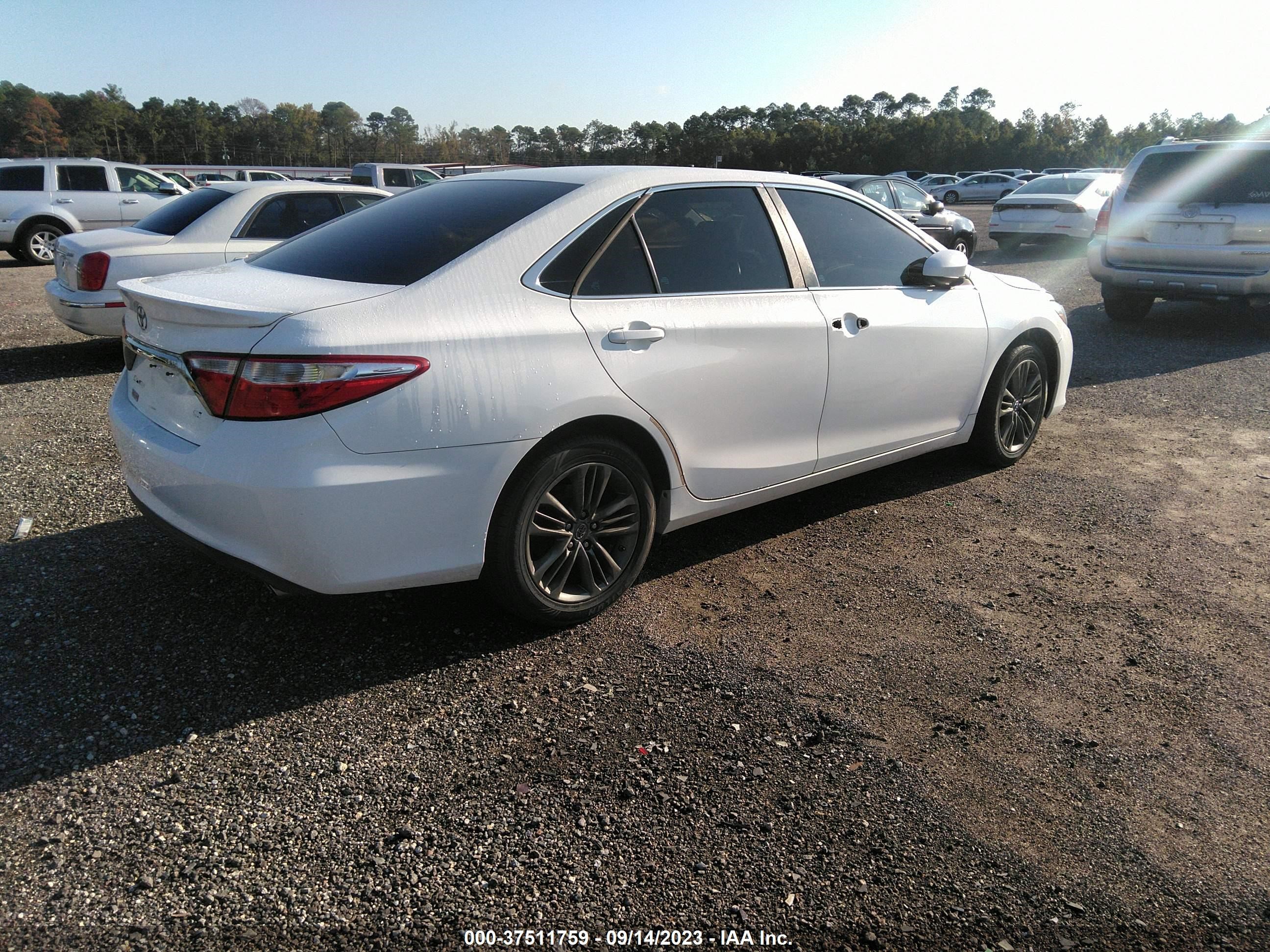 Photo 3 VIN: 4T1BF1FK0FU907804 - TOYOTA CAMRY 