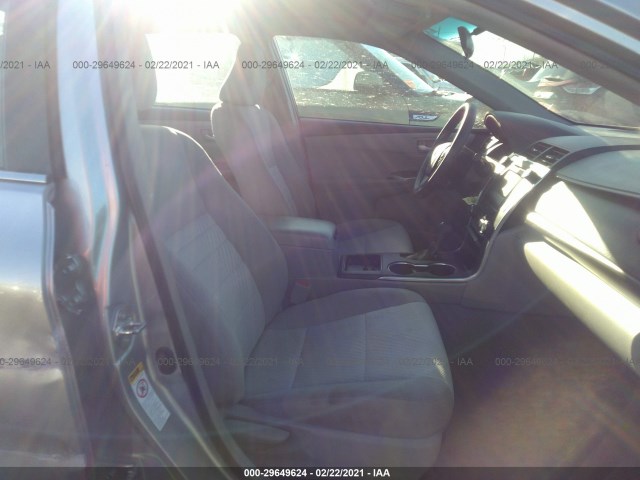 Photo 4 VIN: 4T1BF1FK0FU955447 - TOYOTA CAMRY 