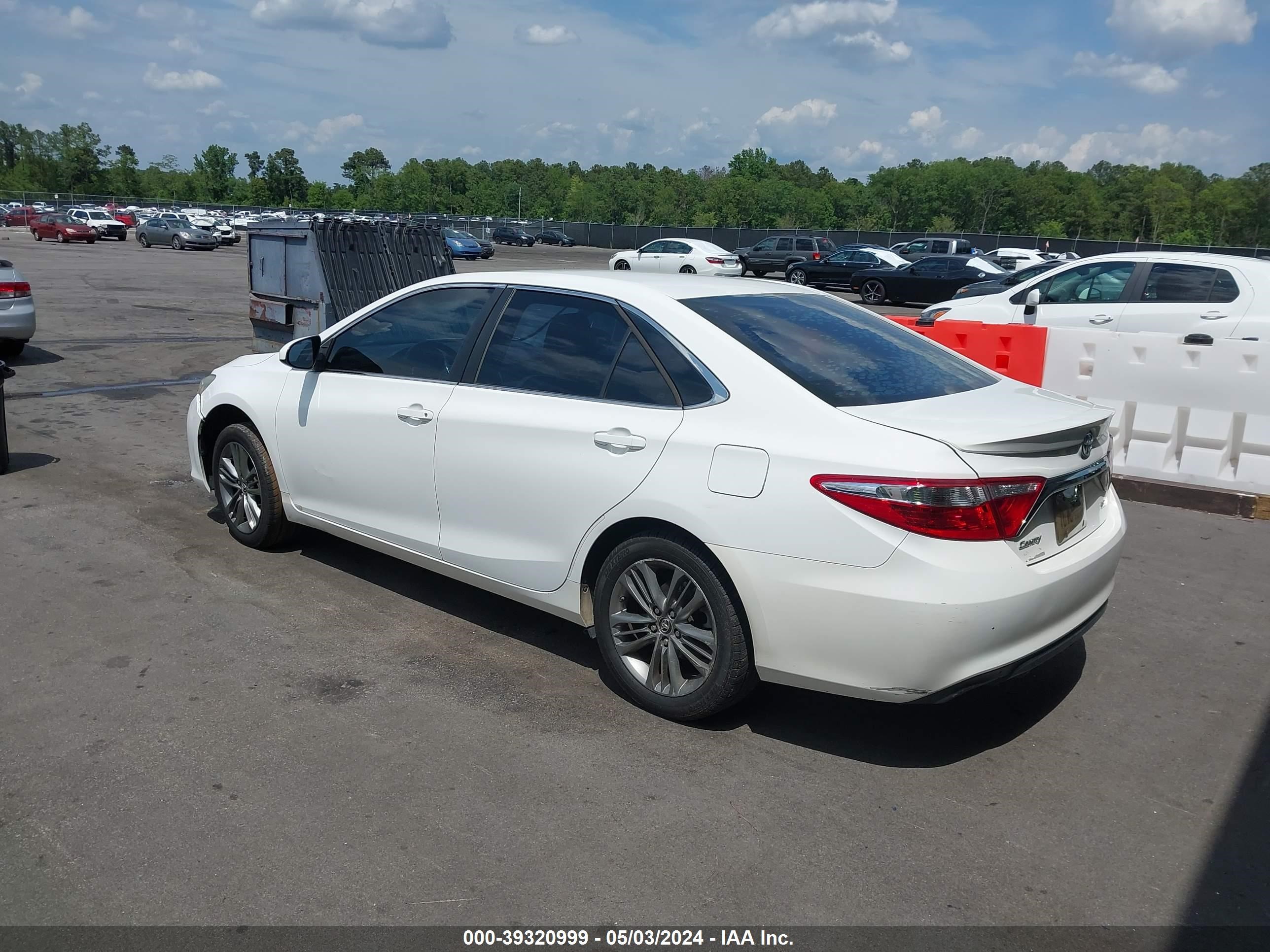 Photo 2 VIN: 4T1BF1FK0GU128596 - TOYOTA CAMRY 