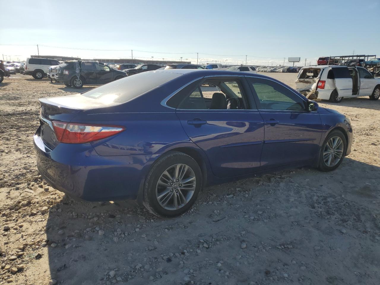 Photo 2 VIN: 4T1BF1FK0GU502348 - TOYOTA CAMRY 