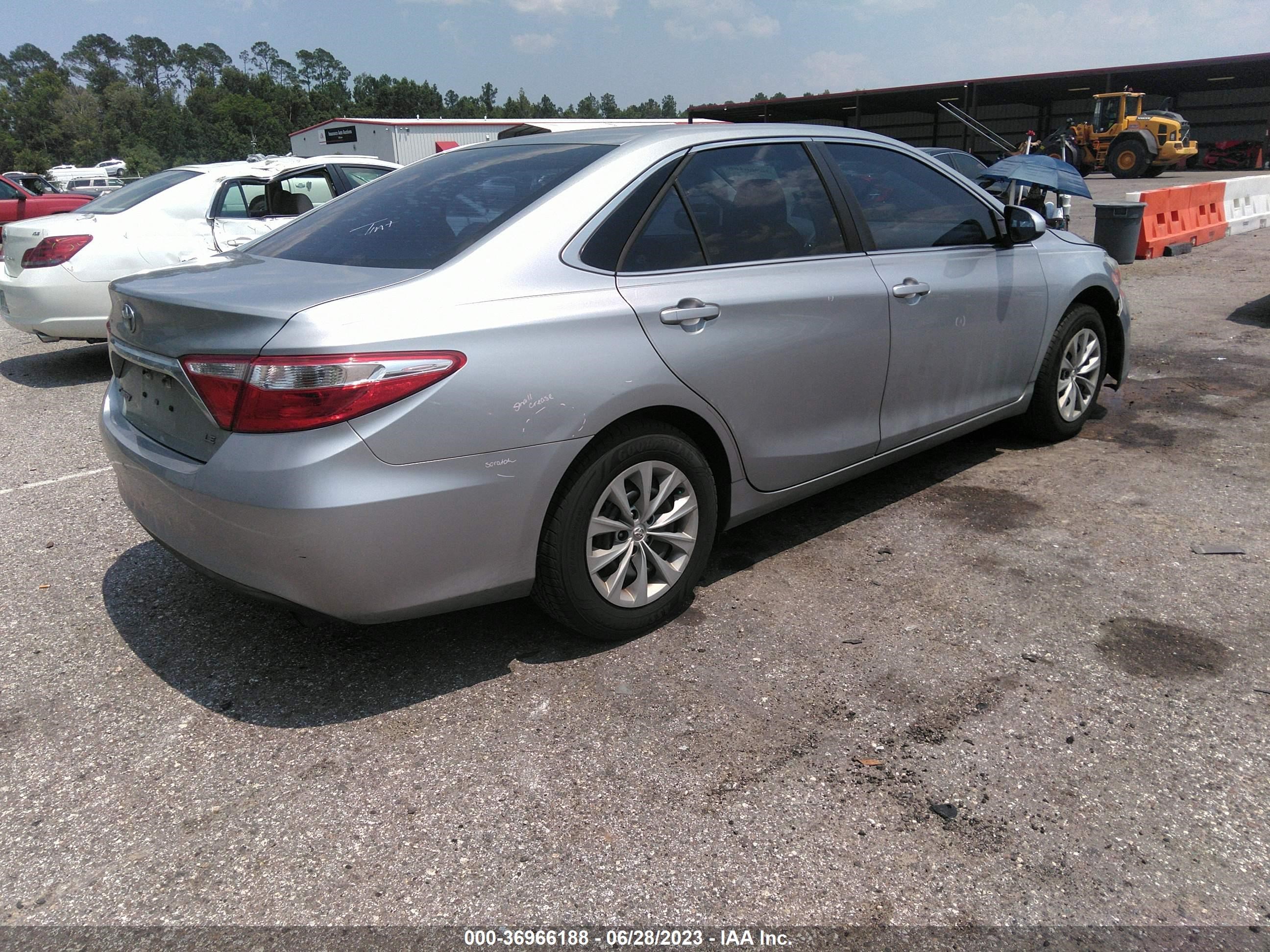 Photo 3 VIN: 4T1BF1FK0HU386991 - TOYOTA CAMRY 