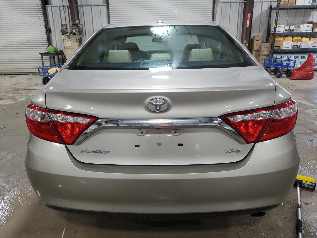 Photo 5 VIN: 4T1BF1FK0HU650615 - TOYOTA CAMRY 