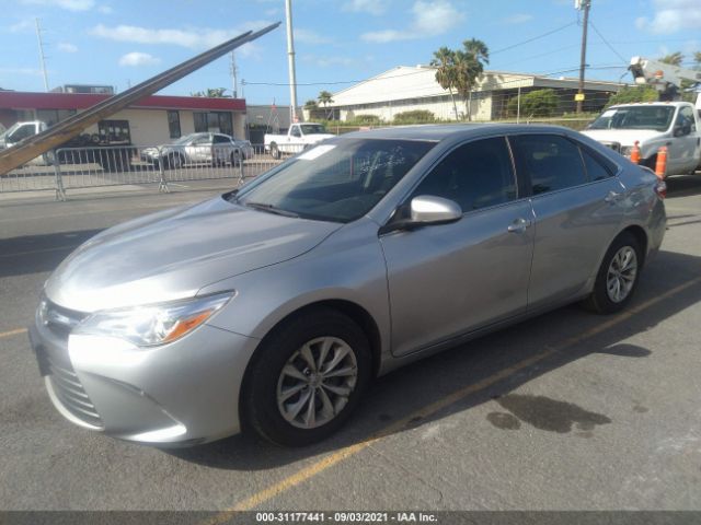 Photo 1 VIN: 4T1BF1FK0HU692377 - TOYOTA CAMRY 