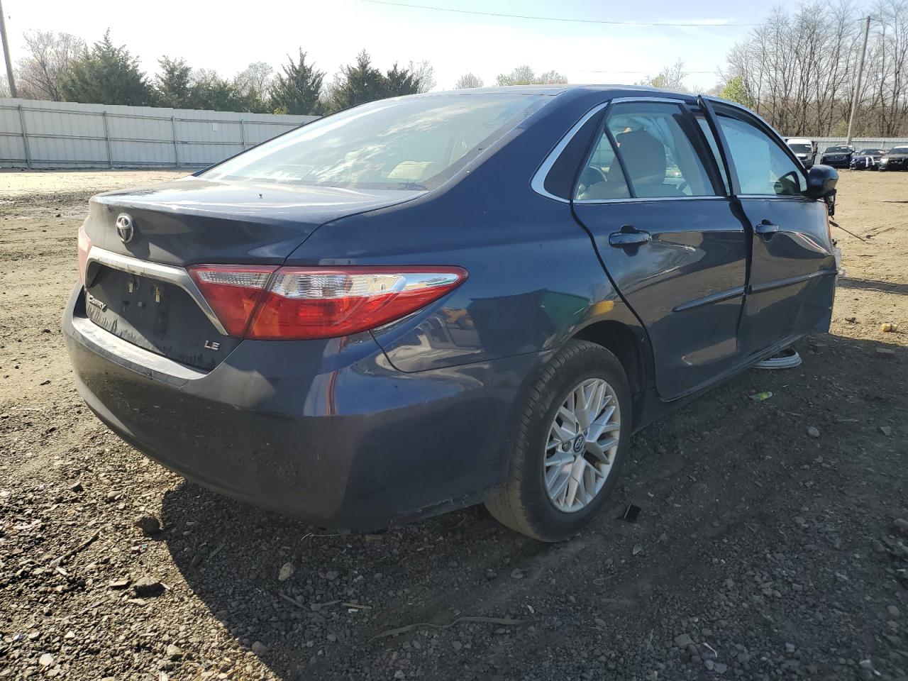 Photo 2 VIN: 4T1BF1FK0HU697255 - TOYOTA CAMRY 