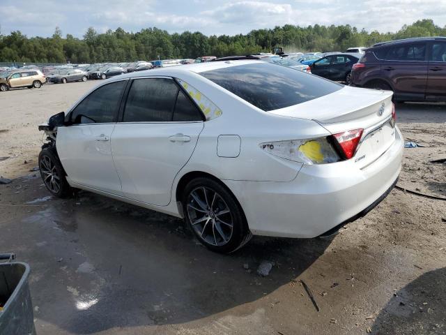 Photo 1 VIN: 4T1BF1FK0HU740928 - TOYOTA CAMRY LE 