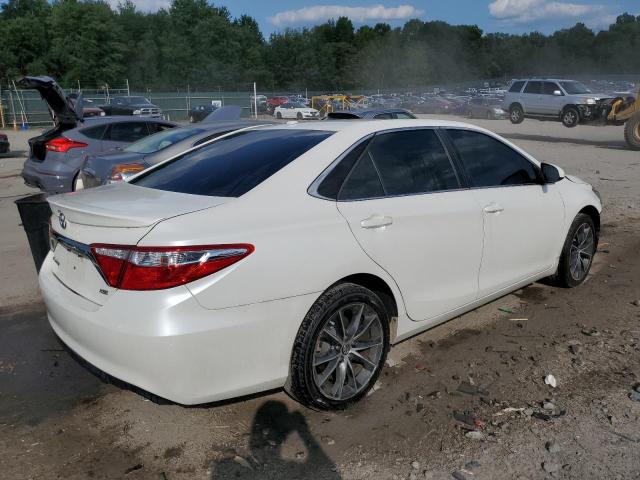 Photo 2 VIN: 4T1BF1FK0HU740928 - TOYOTA CAMRY LE 