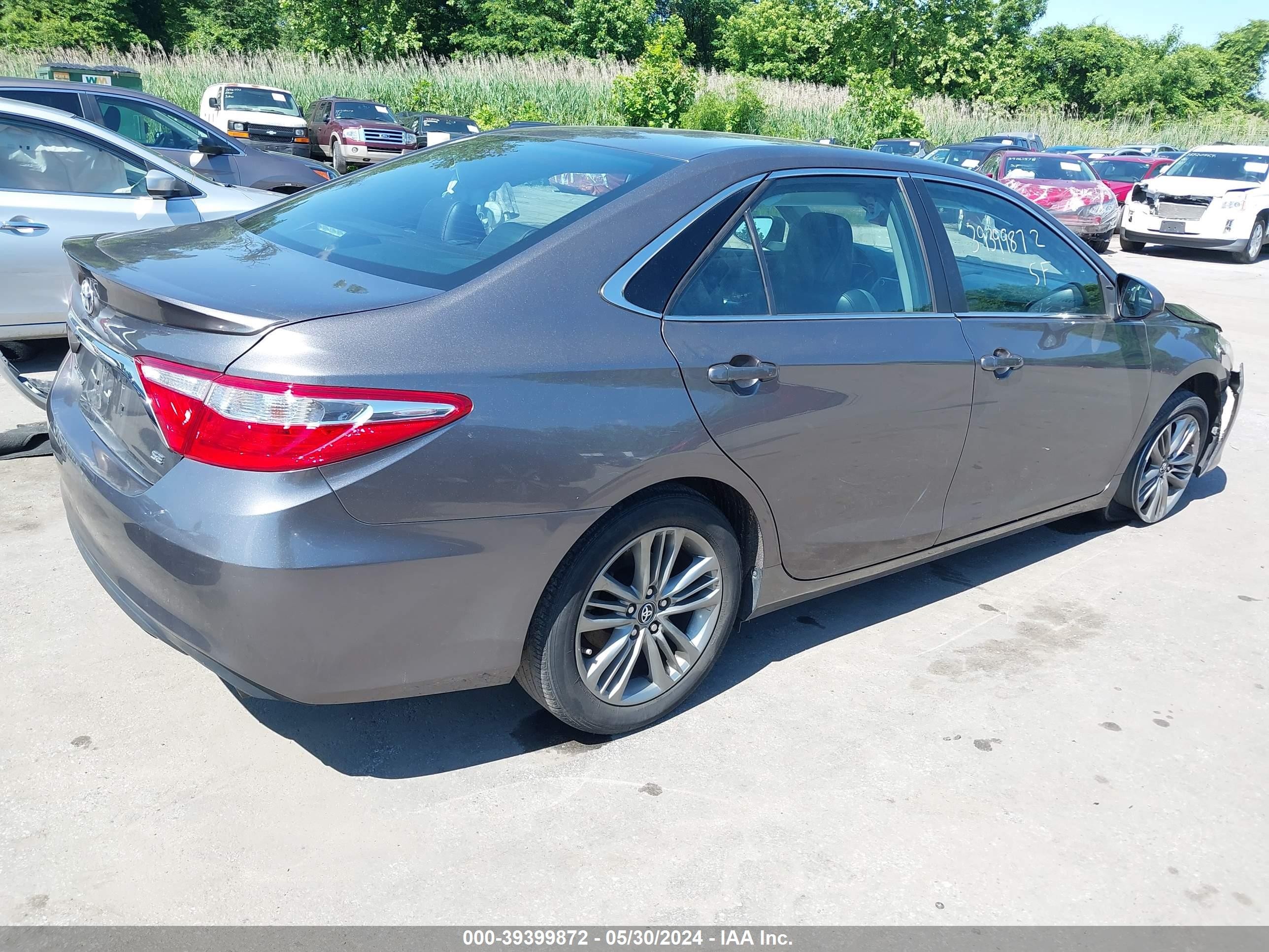 Photo 3 VIN: 4T1BF1FK0HU744770 - TOYOTA CAMRY 