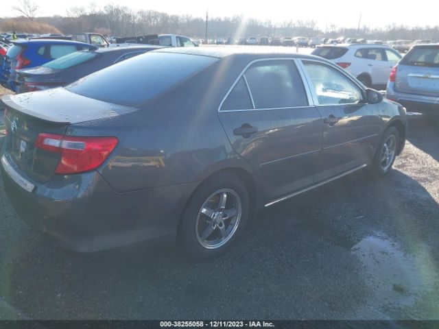 Photo 3 VIN: 4T1BF1FK1CU007859 - TOYOTA CAMRY 