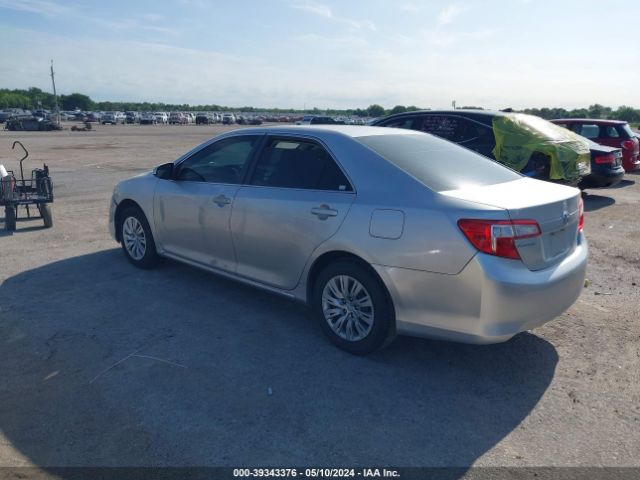 Photo 2 VIN: 4T1BF1FK1CU044751 - TOYOTA CAMRY 