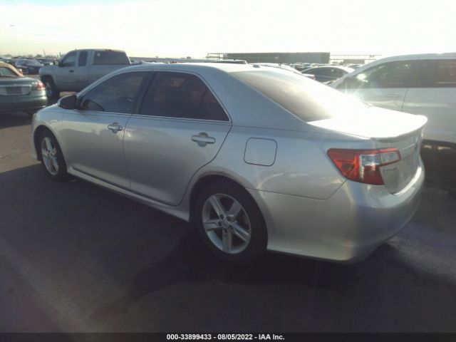 Photo 2 VIN: 4T1BF1FK1CU052140 - TOYOTA CAMRY 