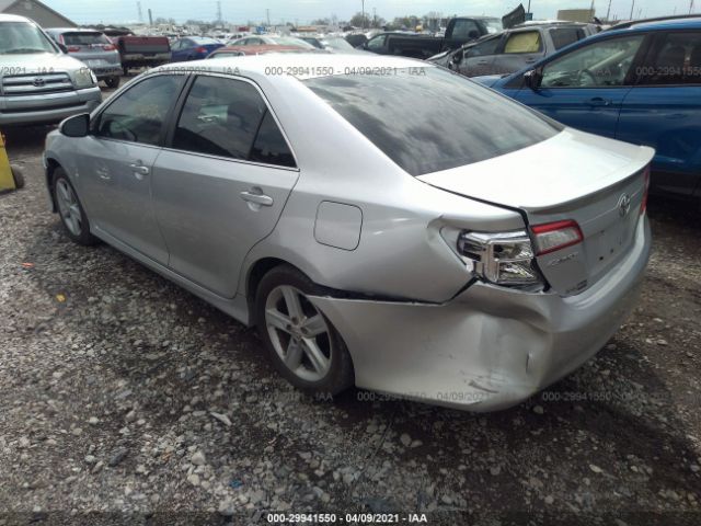 Photo 2 VIN: 4T1BF1FK1CU111297 - TOYOTA CAMRY 