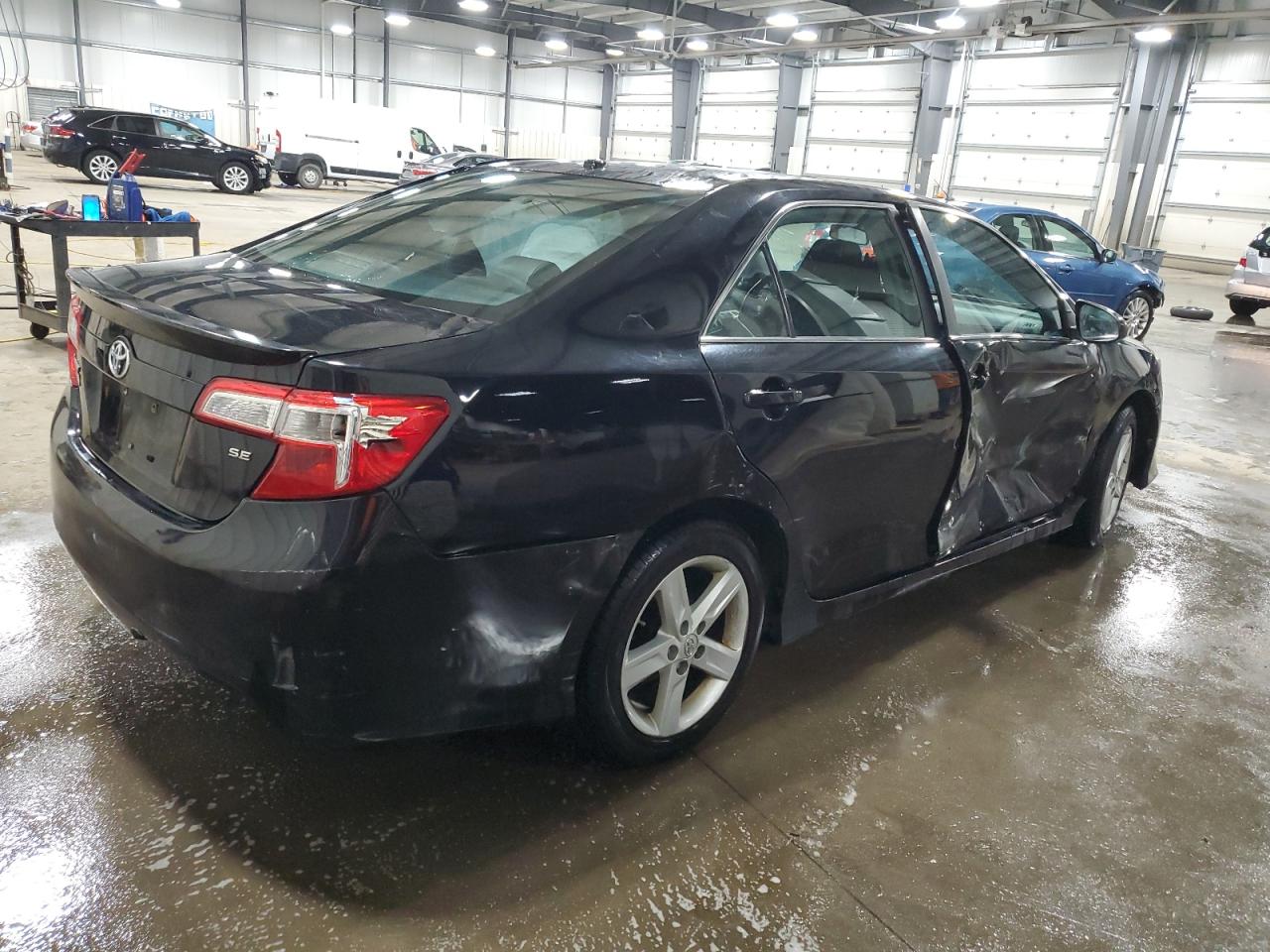 Photo 2 VIN: 4T1BF1FK1CU115964 - TOYOTA CAMRY 