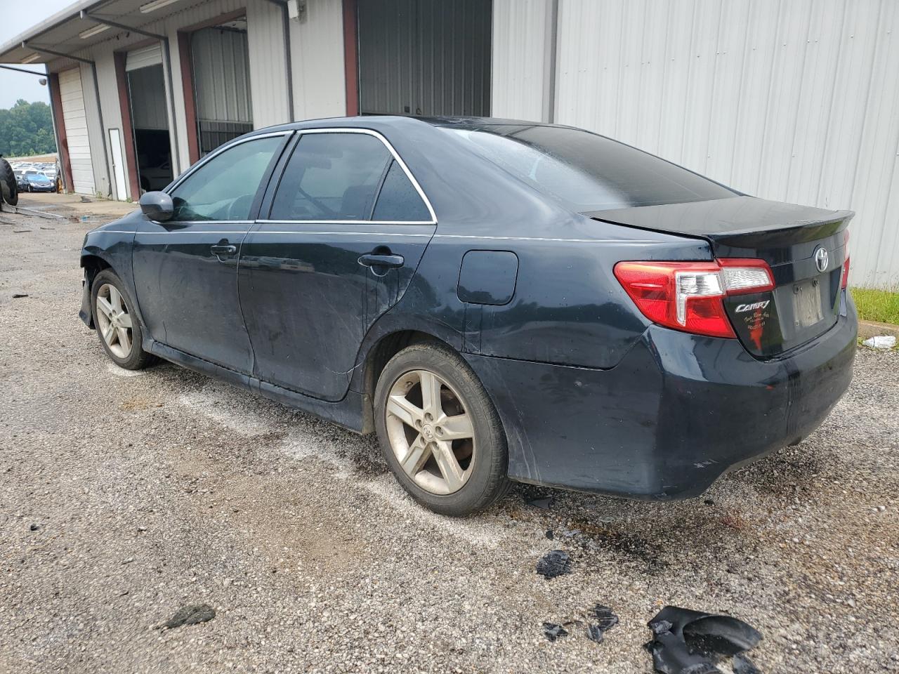 Photo 1 VIN: 4T1BF1FK1CU133736 - TOYOTA CAMRY 