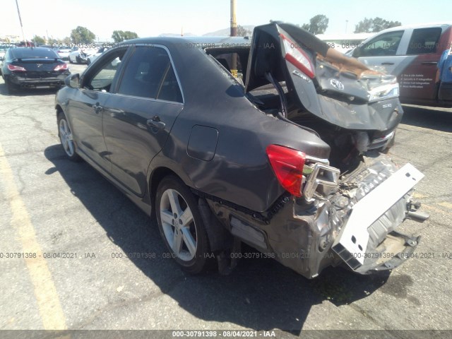 Photo 2 VIN: 4T1BF1FK1CU148446 - TOYOTA CAMRY 