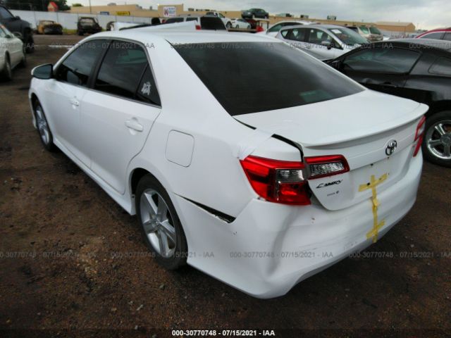 Photo 2 VIN: 4T1BF1FK1CU608141 - TOYOTA CAMRY 