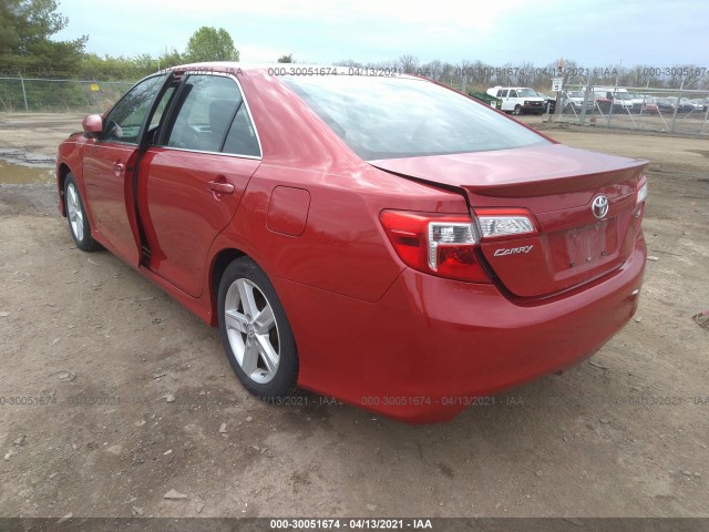 Photo 2 VIN: 4T1BF1FK1CU610715 - TOYOTA CAMRY 