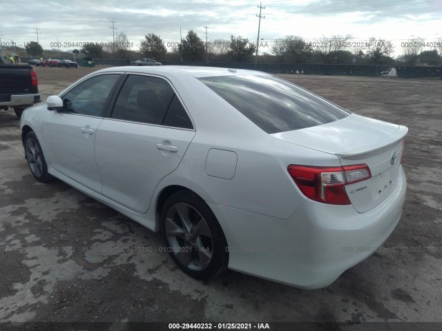 Photo 2 VIN: 4T1BF1FK1CU623657 - TOYOTA CAMRY 