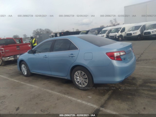 Photo 2 VIN: 4T1BF1FK1CU624484 - TOYOTA CAMRY 