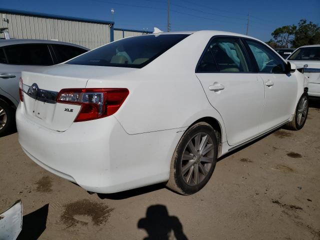 Photo 2 VIN: 4T1BF1FK1CU627854 - TOYOTA CAMRY BASE 