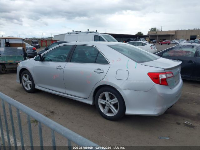 Photo 2 VIN: 4T1BF1FK1DU256728 - TOYOTA CAMRY 