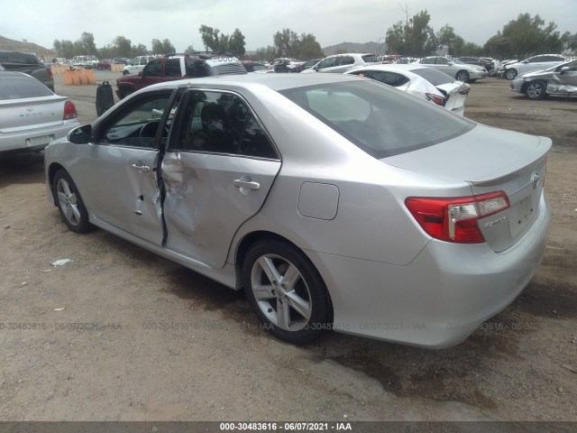 Photo 2 VIN: 4T1BF1FK1DU260830 - TOYOTA CAMRY 