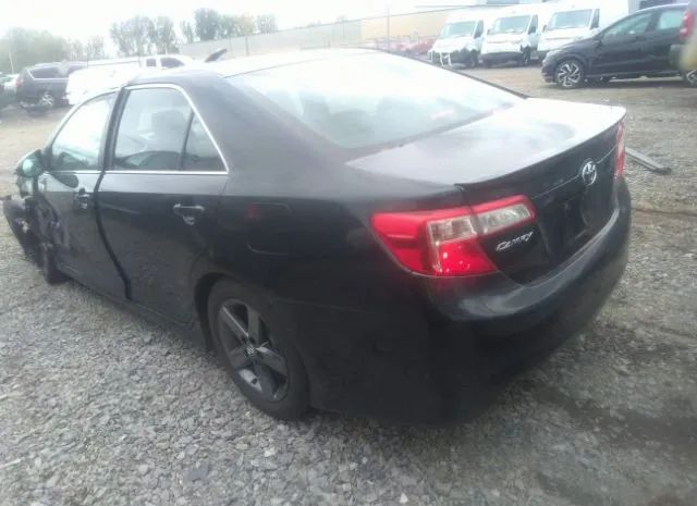 Photo 2 VIN: 4T1BF1FK1DU667840 - TOYOTA CAMRY 