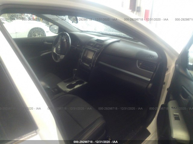 Photo 4 VIN: 4T1BF1FK1DU706488 - TOYOTA CAMRY 