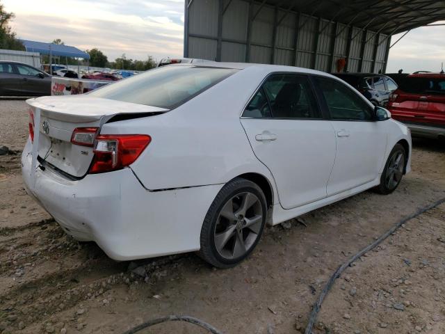 Photo 2 VIN: 4T1BF1FK1EU322552 - TOYOTA CAMRY L 