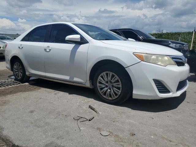 Photo 3 VIN: 4T1BF1FK1EU327217 - TOYOTA CAMRY 