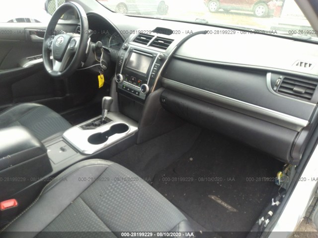 Photo 4 VIN: 4T1BF1FK1EU333471 - TOYOTA CAMRY 