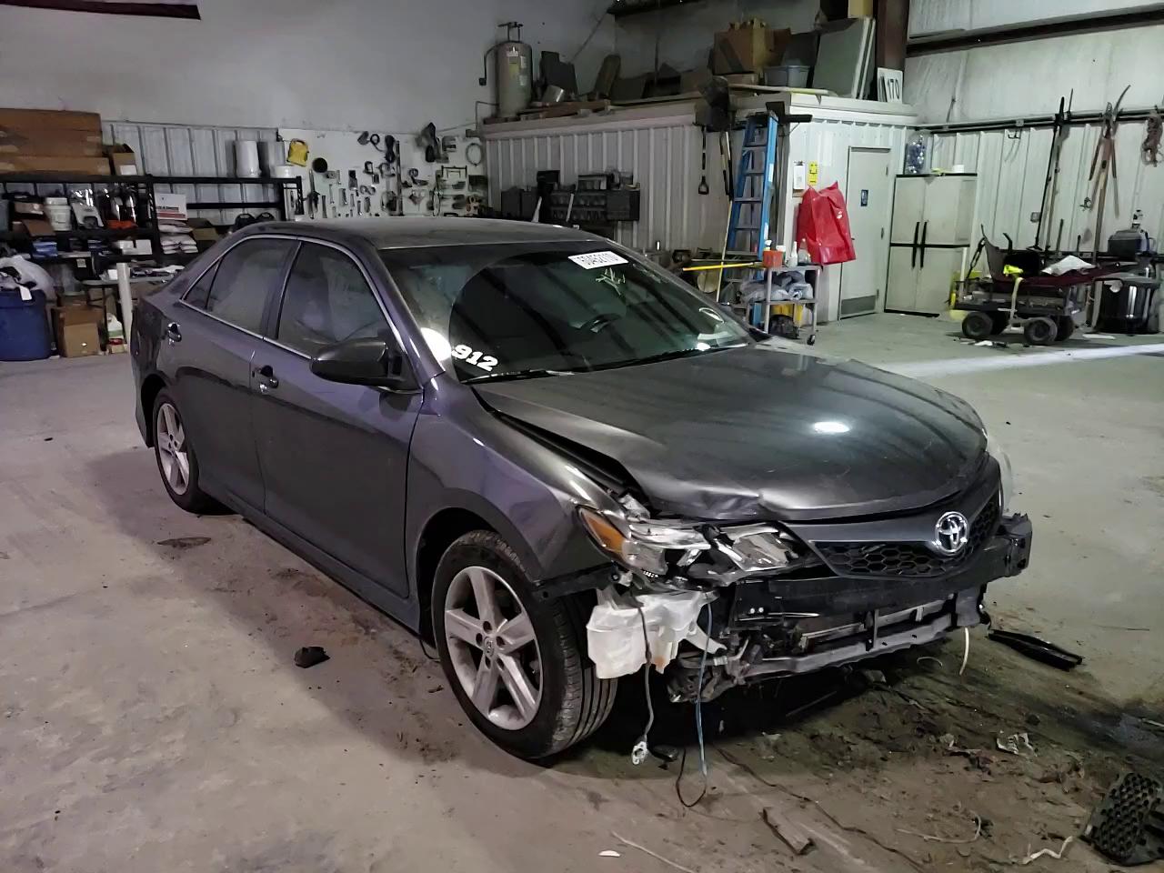 Photo 10 VIN: 4T1BF1FK1EU358595 - TOYOTA CAMRY L 