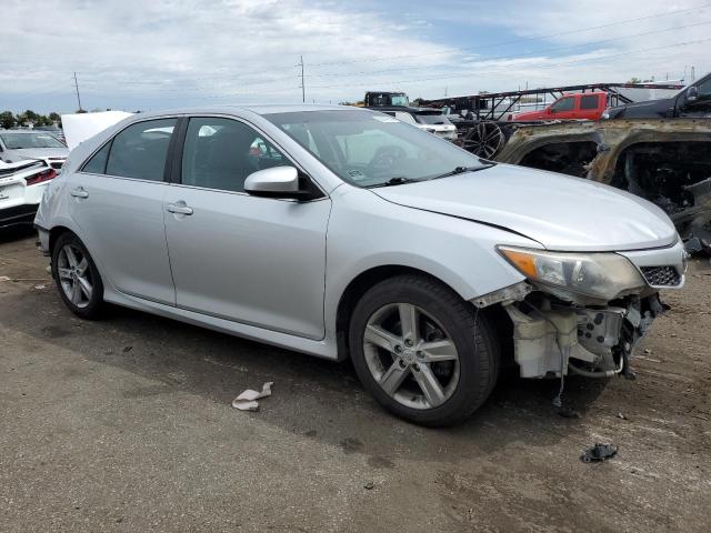 Photo 3 VIN: 4T1BF1FK1EU364896 - TOYOTA CAMRY L 