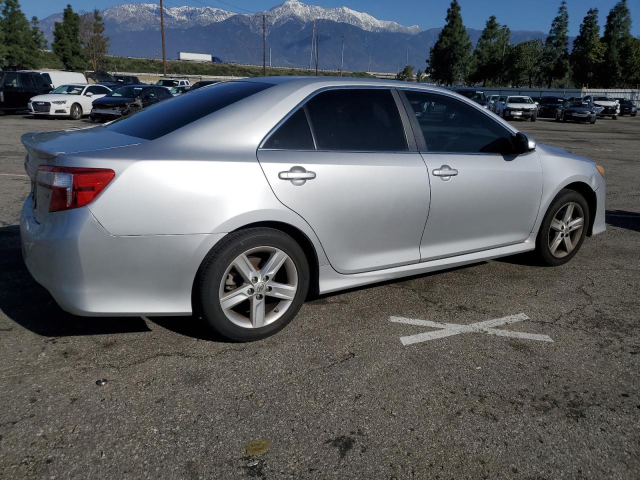 Photo 2 VIN: 4T1BF1FK1EU387613 - TOYOTA CAMRY 