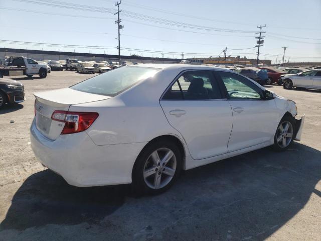 Photo 3 VIN: 4T1BF1FK1EU412008 - TOYOTA CAMRY L 