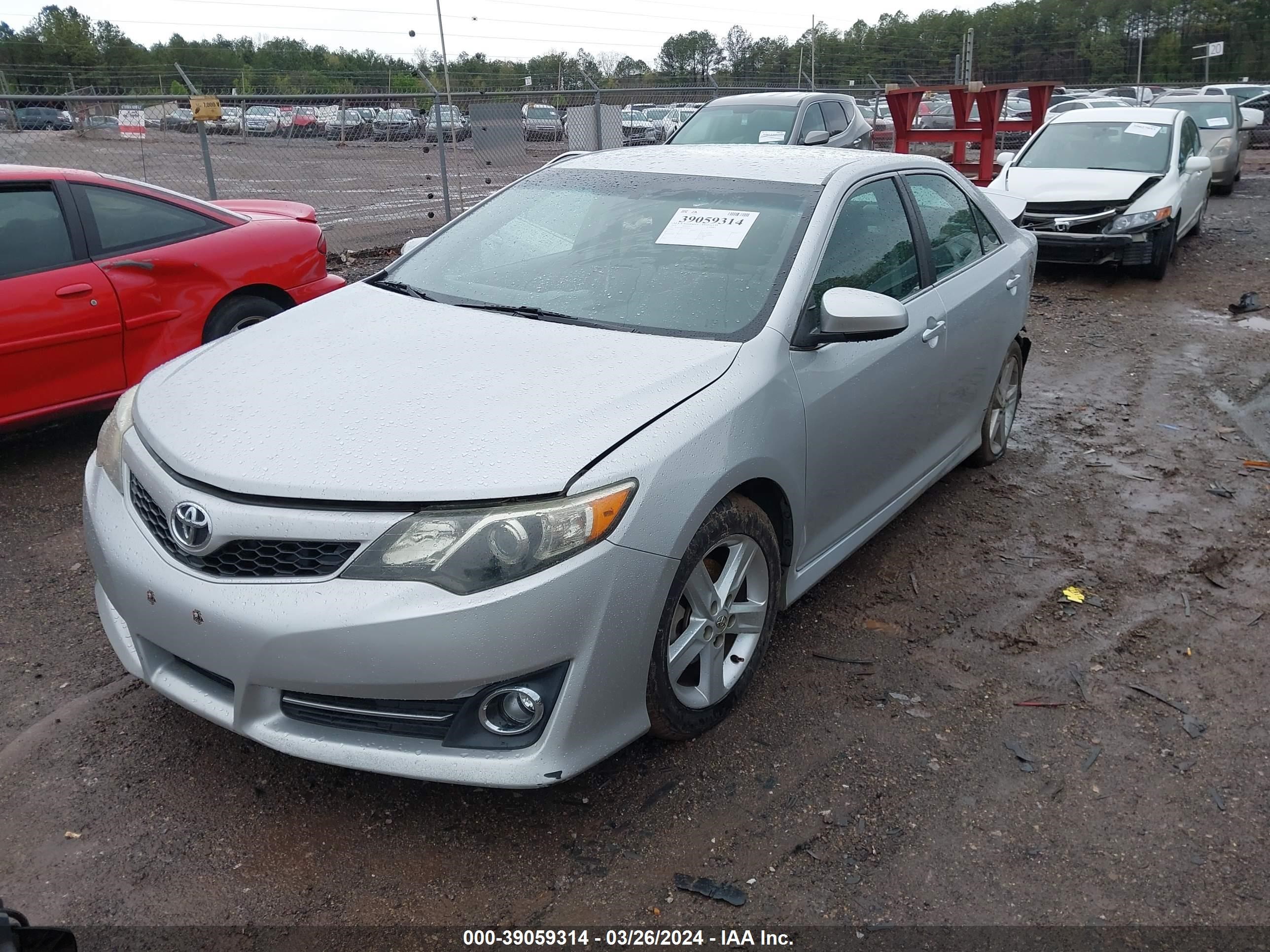 Photo 1 VIN: 4T1BF1FK1EU413952 - TOYOTA CAMRY 