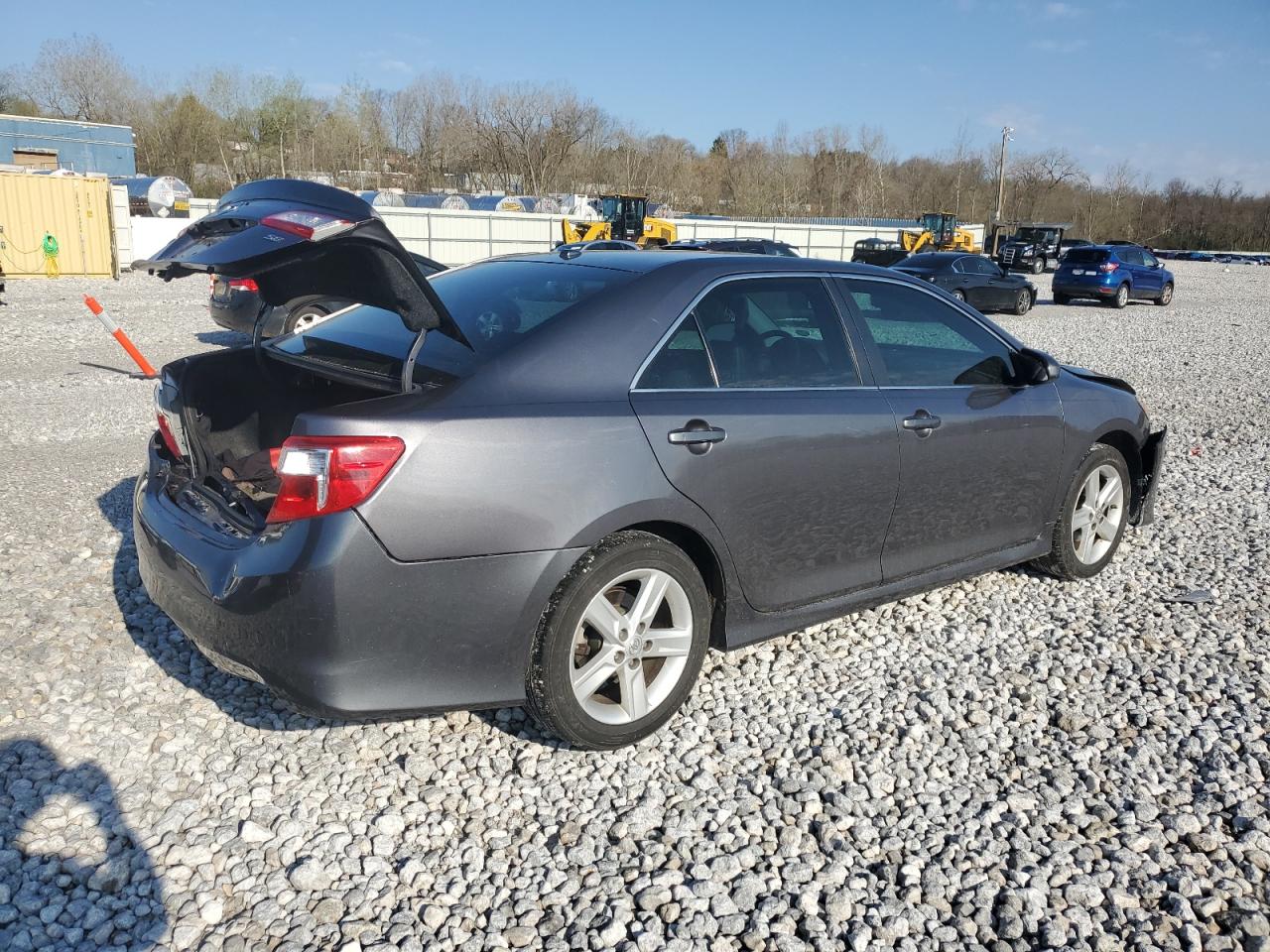 Photo 2 VIN: 4T1BF1FK1EU442383 - TOYOTA CAMRY 