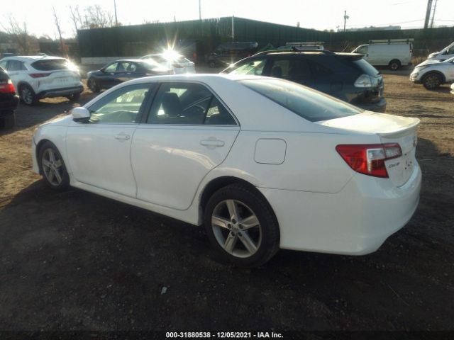 Photo 2 VIN: 4T1BF1FK1EU463217 - TOYOTA CAMRY 