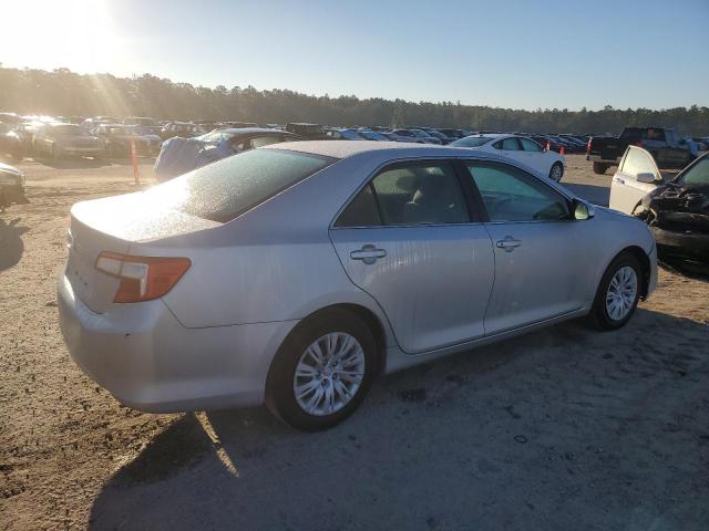 Photo 2 VIN: 4T1BF1FK1EU769947 - TOYOTA CAMRY L 