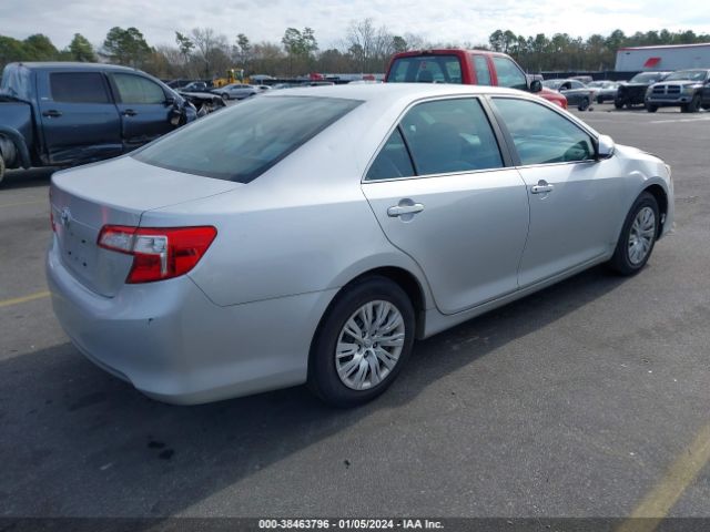 Photo 3 VIN: 4T1BF1FK1EU769947 - TOYOTA CAMRY L 