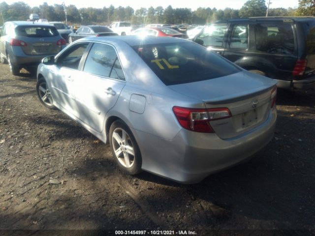 Photo 2 VIN: 4T1BF1FK1EU798400 - TOYOTA CAMRY 