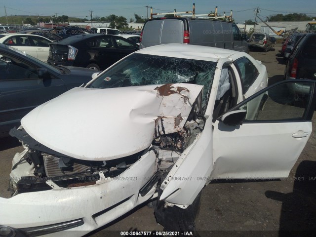 Photo 5 VIN: 4T1BF1FK1EU804650 - TOYOTA CAMRY 