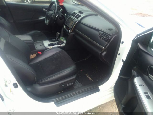 Photo 4 VIN: 4T1BF1FK1EU818497 - TOYOTA CAMRY 